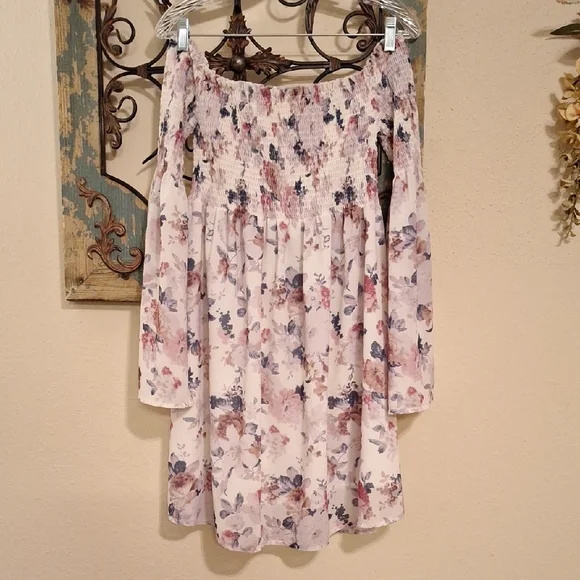Pink Off-Shoulder Long Sleeve Sundress. Size Medium NWOT - Picture 7 of 12